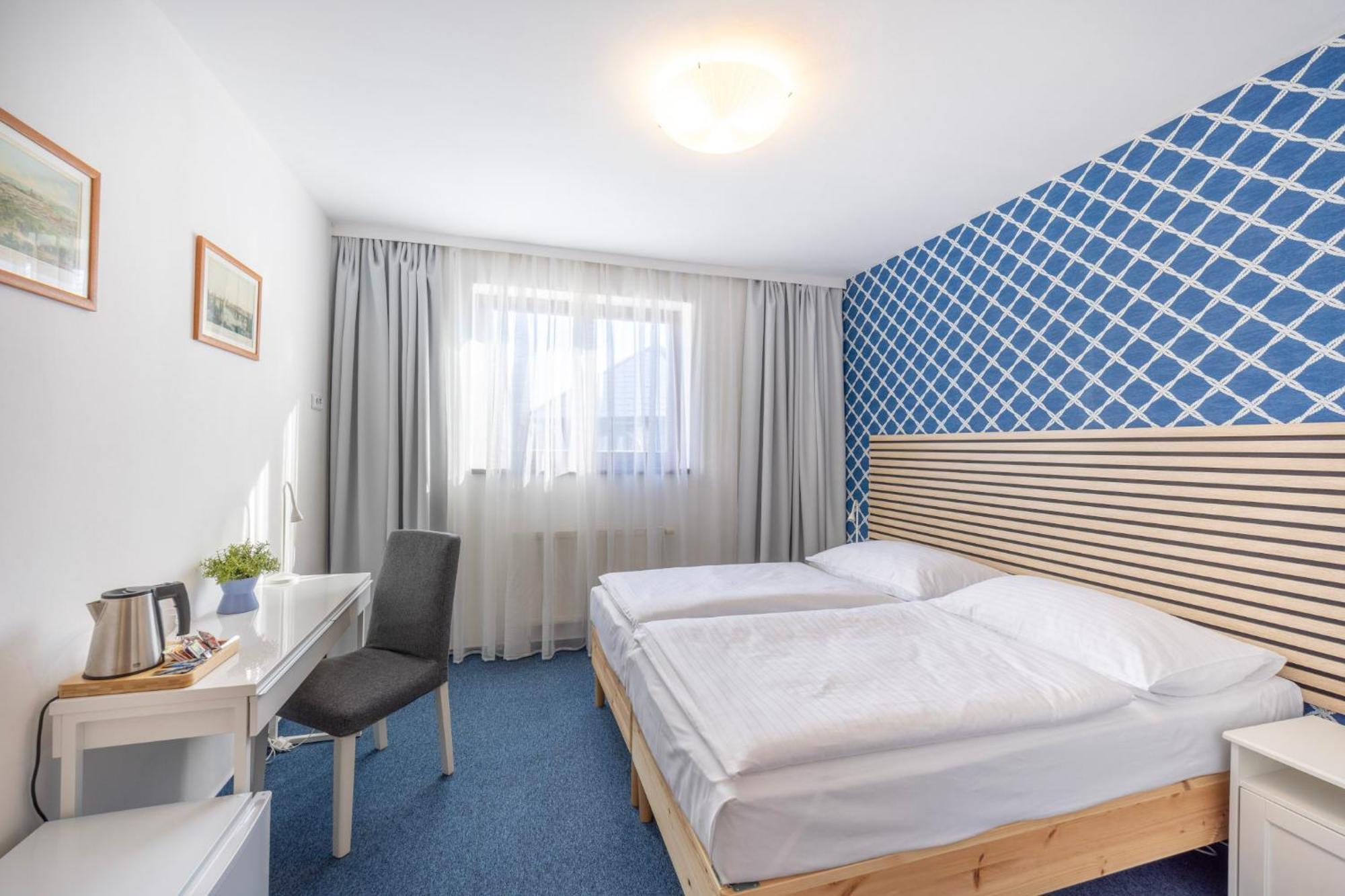 Hotel Marina Vltava à Nelahozeves Extérieur photo